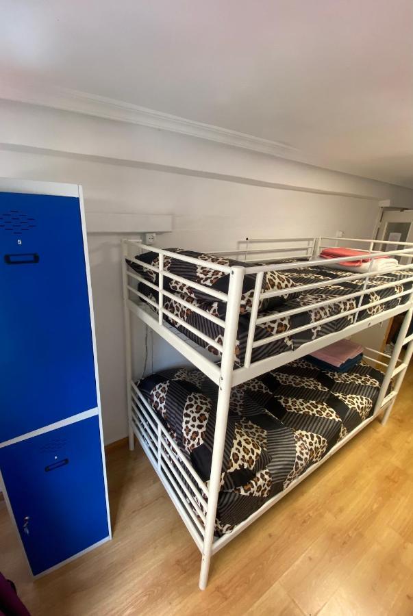 Hostal Madrid Paradise Exteriör bild